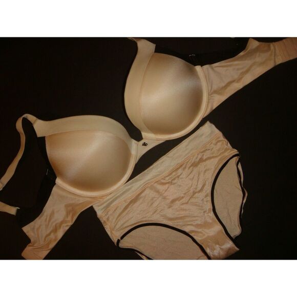 Victoria's Secret | Intimates & Sleepwear | Nwt Victorias Secret 32dd ...